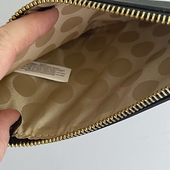 Kate Spade L Wristlet NWOT - Picture 3 of 6
